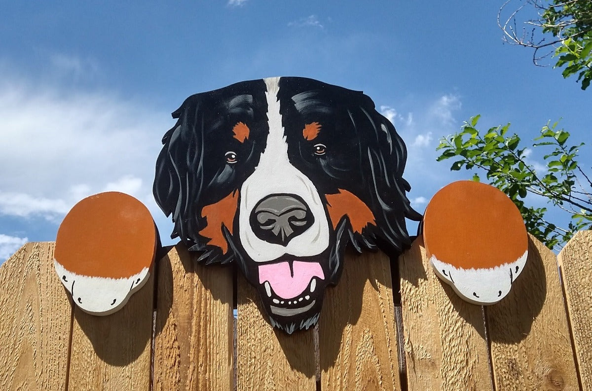 Bernese Mountain Dog Fence Peeker Yard Art Garden Playground Decorative Sign