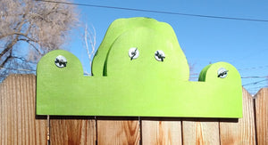 Green Turtle Fence Peeker Yard Art Garden Playground Decorative Sign